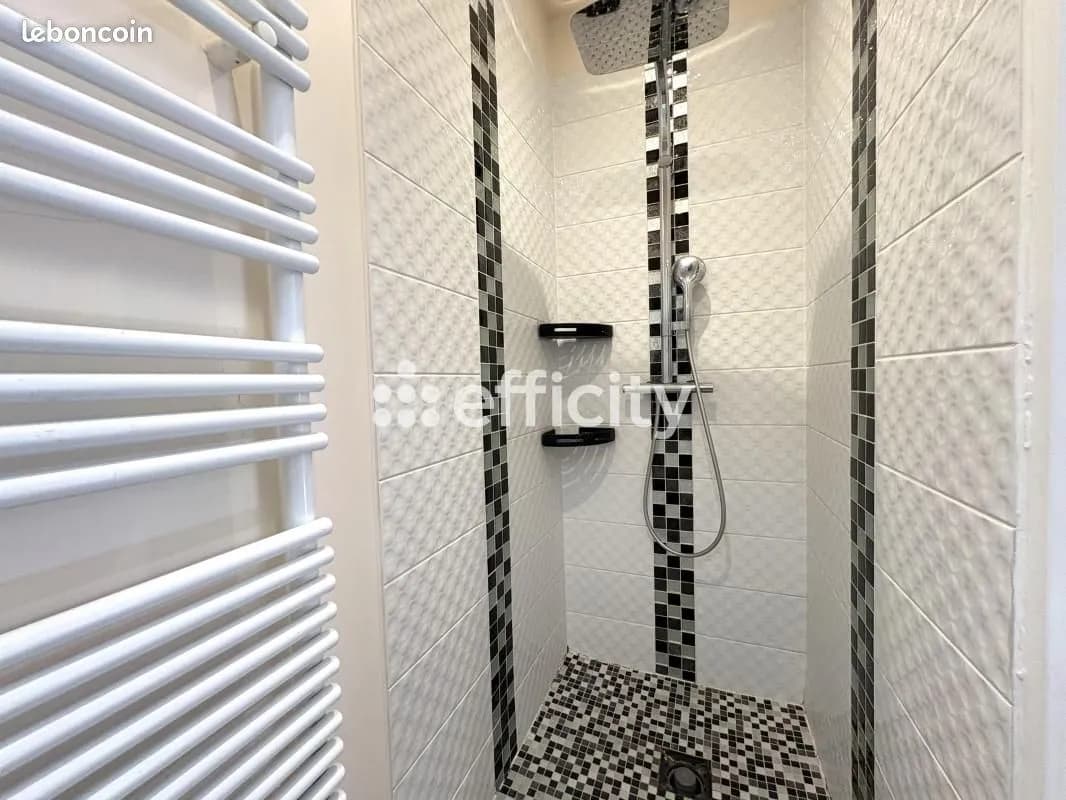 Immeuble 432 m² - Photo 1