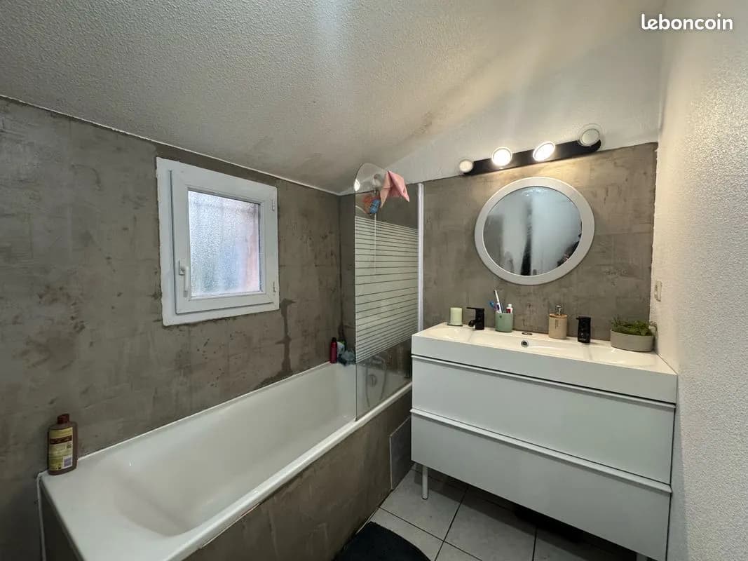 Immeuble 360 m² - Photo 1