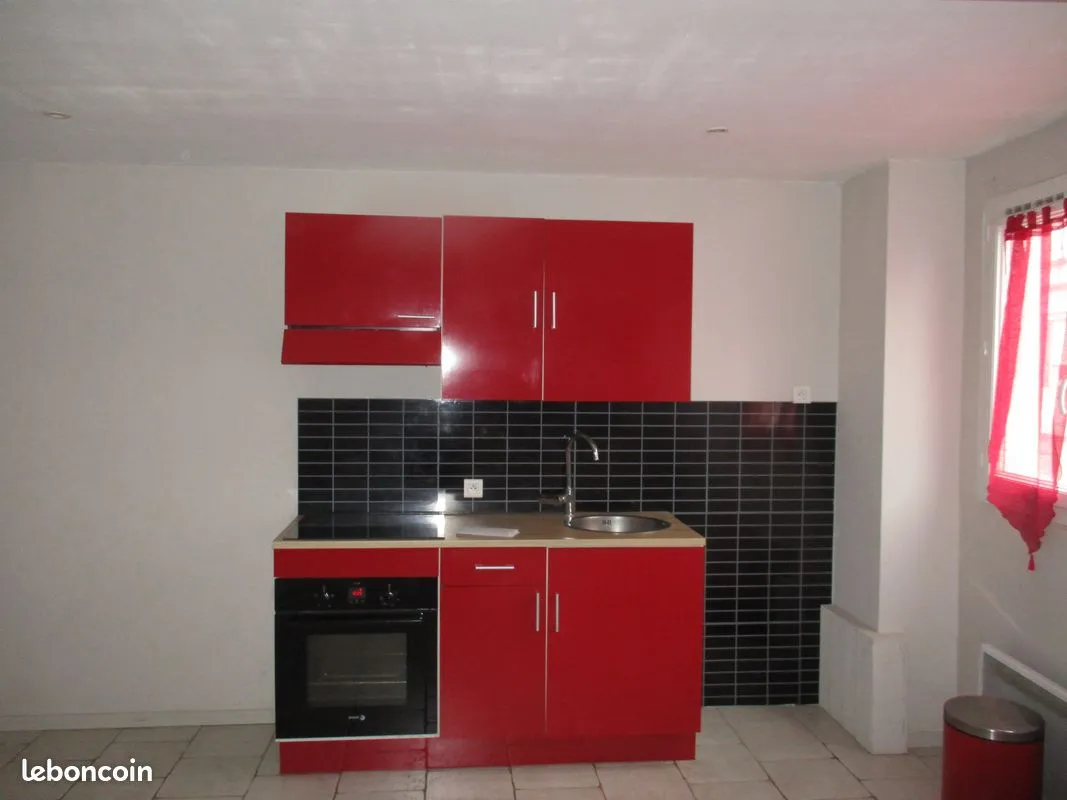 Petit collectif de 6 appartements + garage pour investissement locatif - Photo 1