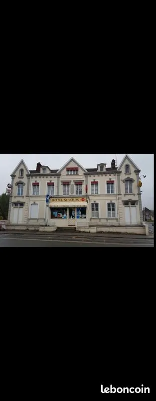 Immeuble de rapport 15 pièces 360 m² - Photo 1