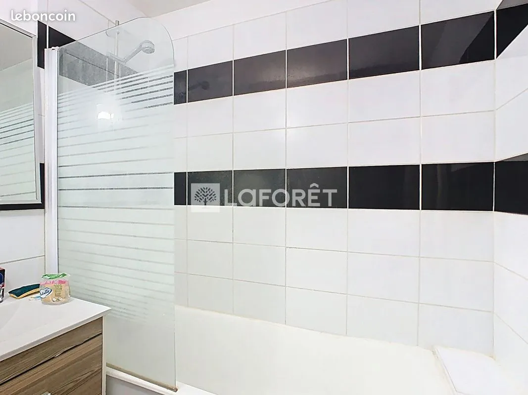 Immeuble de rapport 5 pièces 111 m² - Photo 1