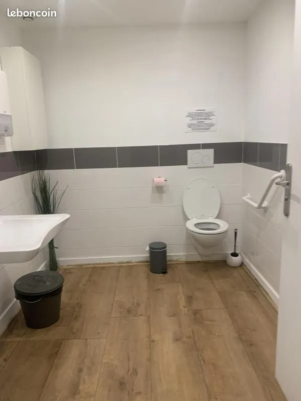 Immeuble 135 m² - Photo 1