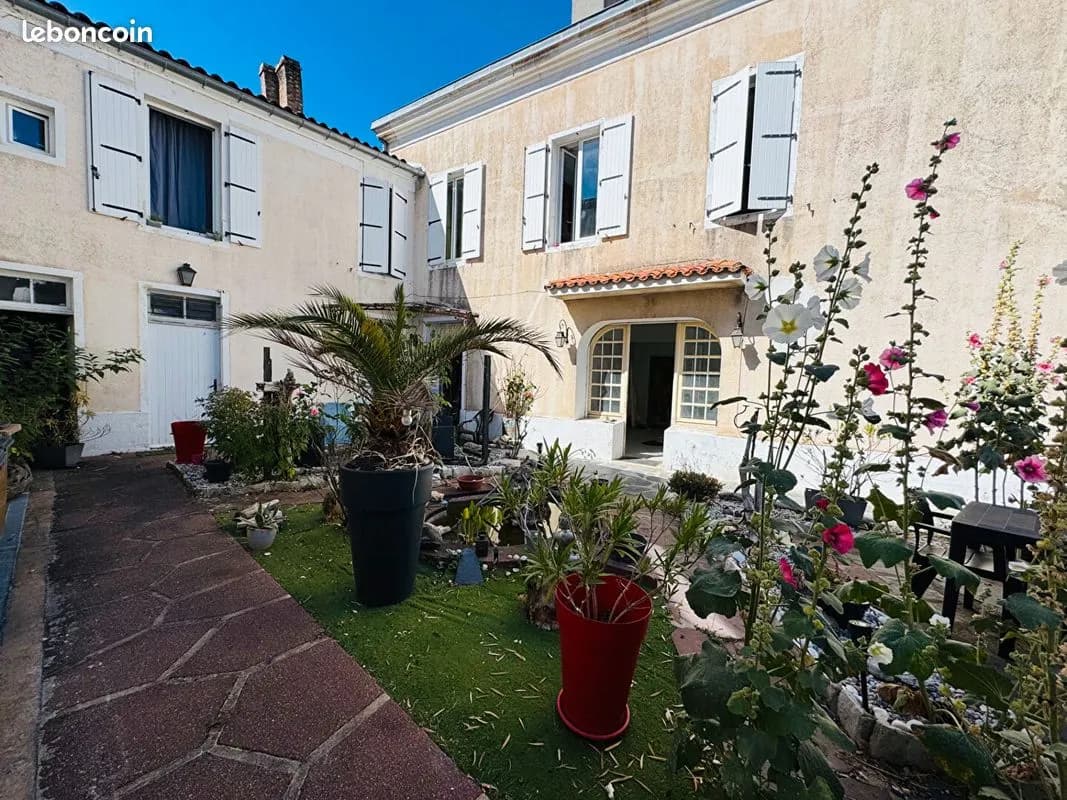 Immeuble de rapport 8 pièces 225 m² - Photo 1