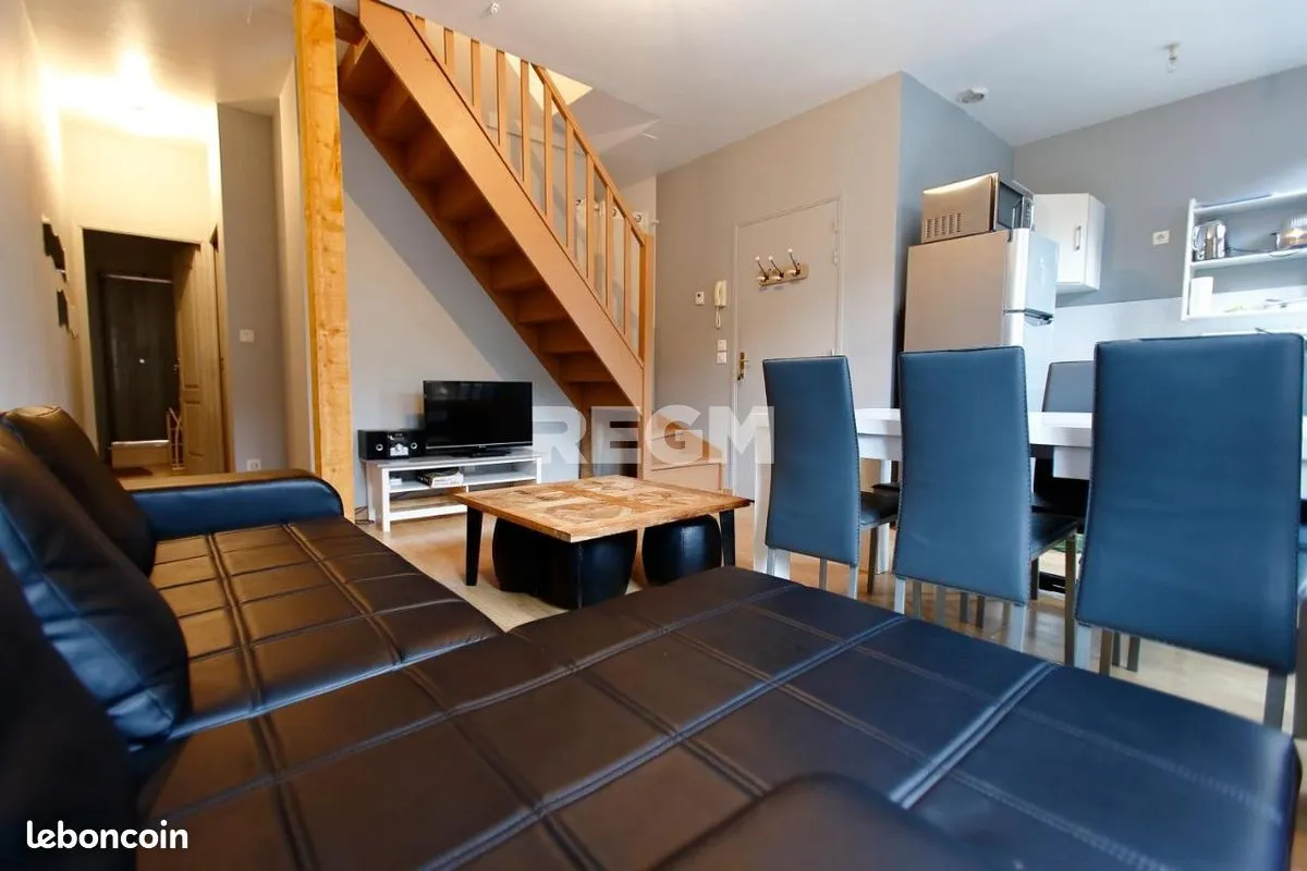 Immeuble 220 m² - Photo 1