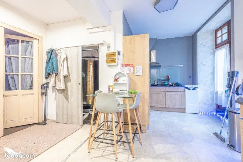 Immeuble 250 m² - Photo 1