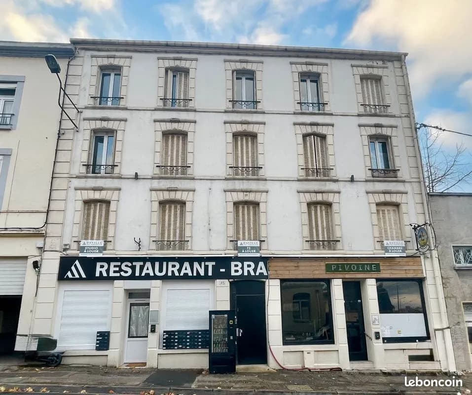 Immeuble de rapport 33 pièces 672 m² - Photo 1