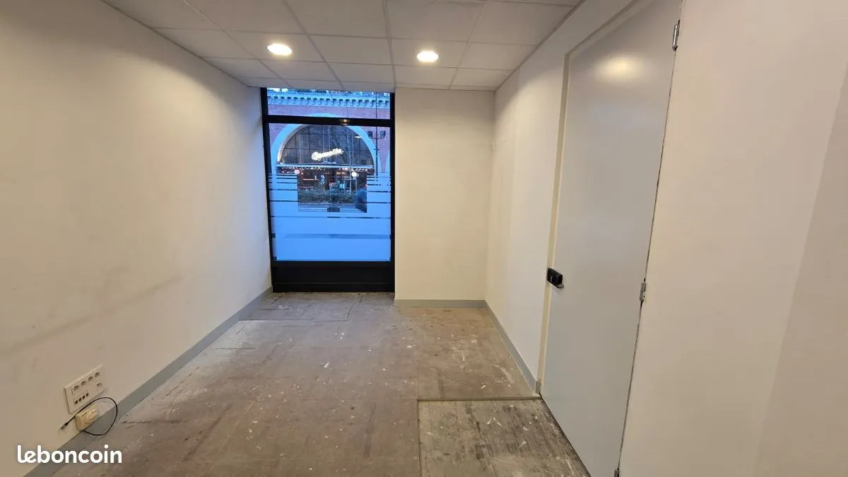 Bien atypique à fort Potentiel - Paris 12eme Daumesnil Gare de lyon - 39m² + 10m² annexes - Photo 1