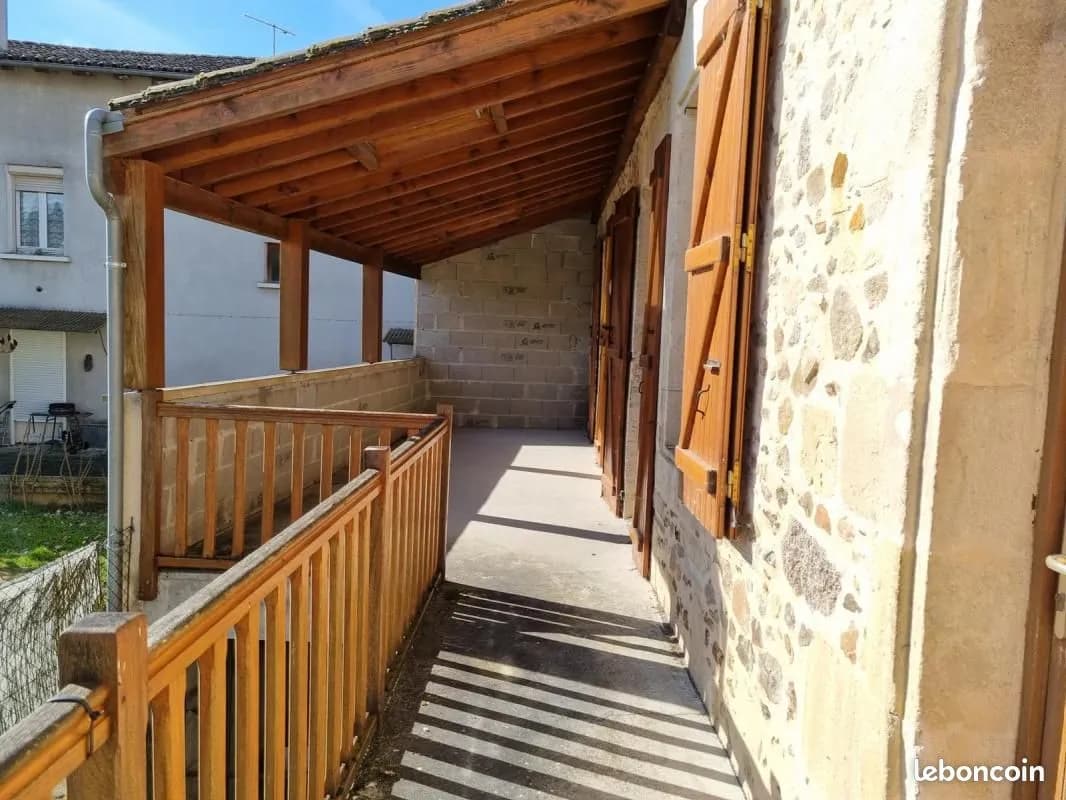 Immeuble de rapport 3 pièces 300 m² - Photo 1