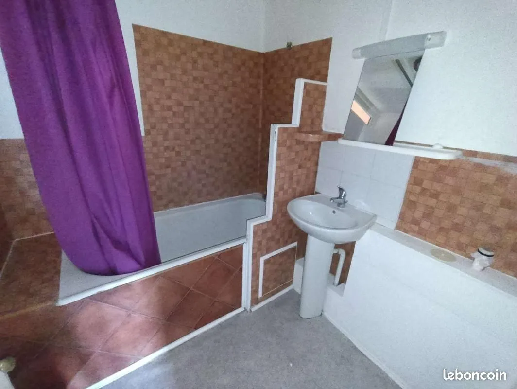 Immeuble 126 m² - Photo 1