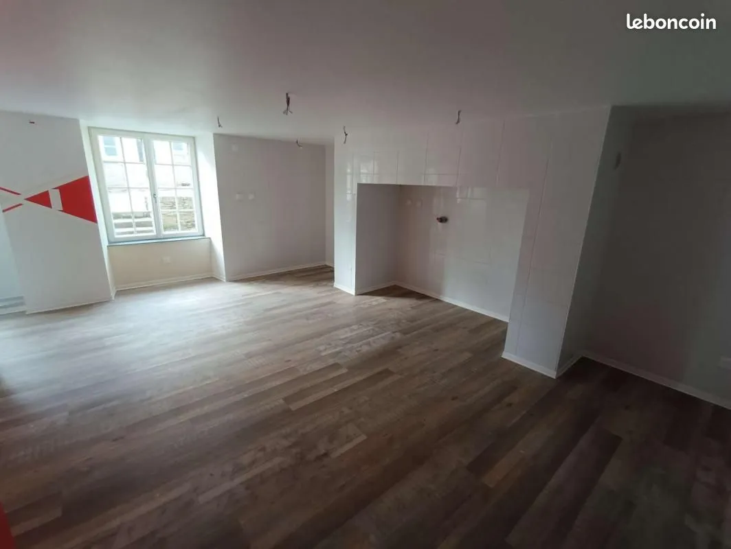 Immeuble 300 m² - Photo 1