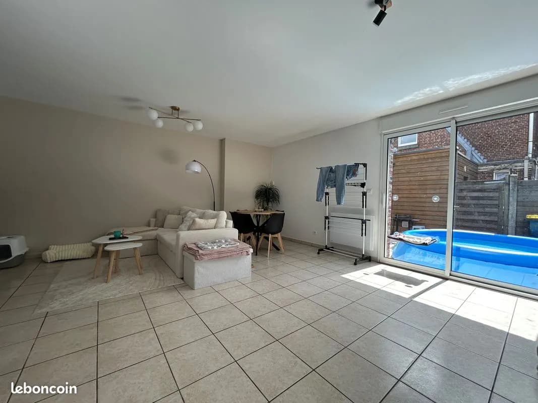 Immeuble 315 m² - Photo 1