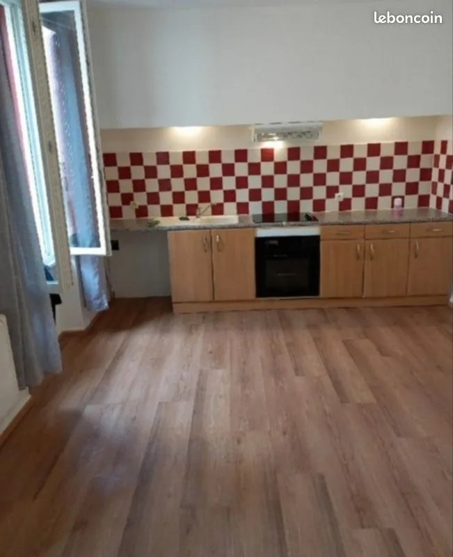 Immeuble en location seniors - Photo 1