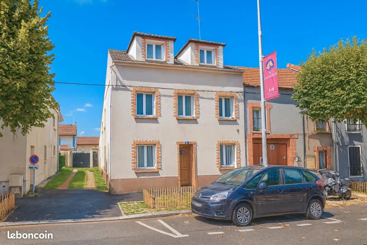 Immeuble 133 m² - Photo 1