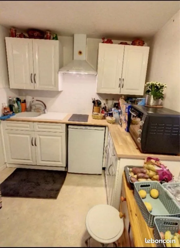 Vente immeuble au centre-ville de Chambéry, 3 studios loués , idéal investissement - Photo 1