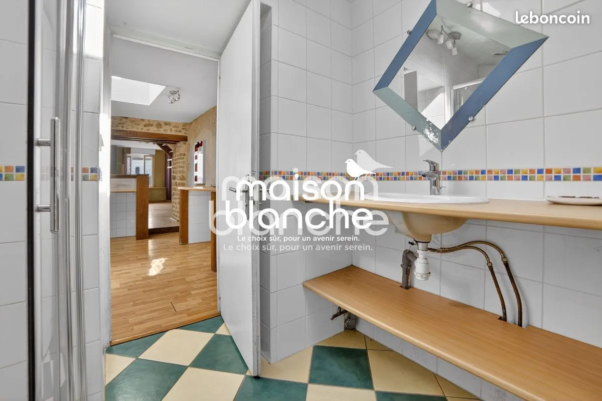Immeuble 127 m² - Photo 1