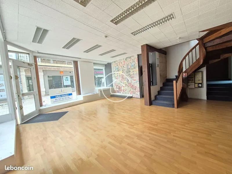 Immeuble de rapport 6 pièces 161 m² - Photo 1