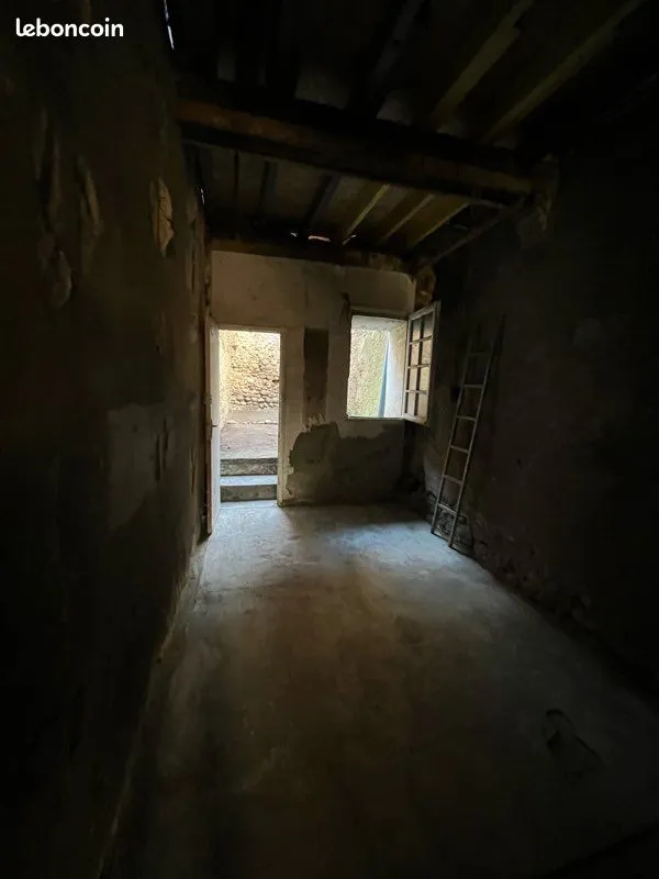 Immeuble/Maison de ville à rénover - Photo 1