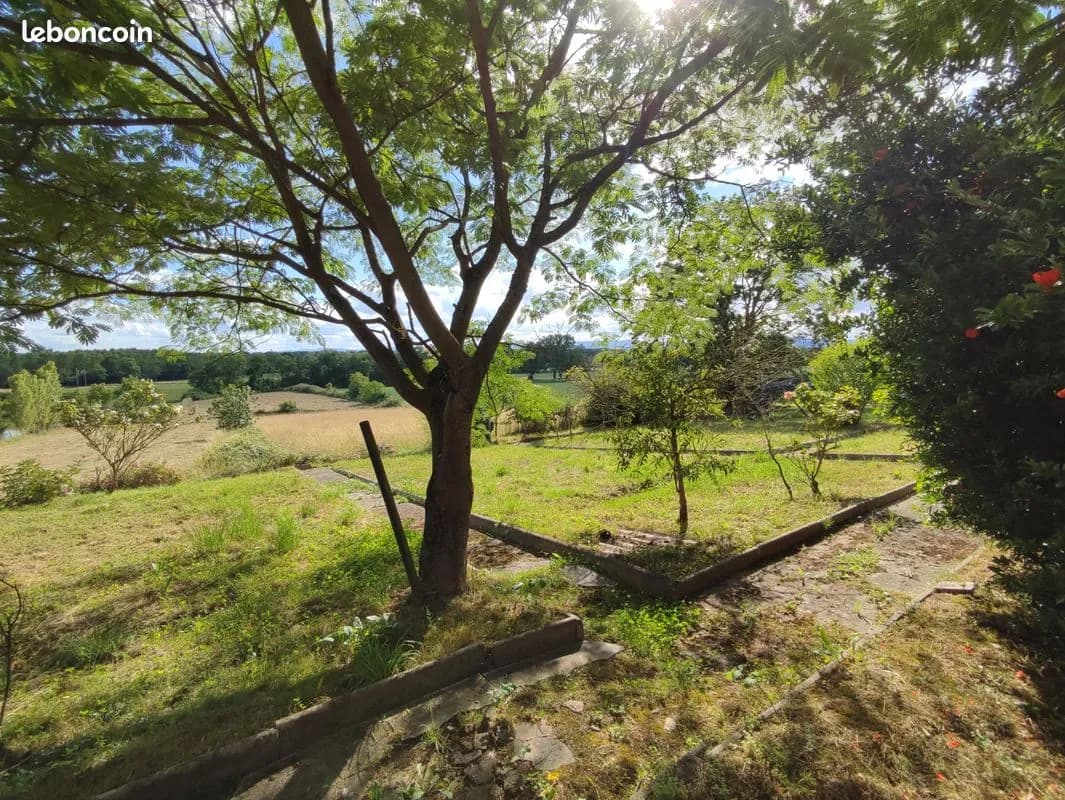 Ensemble immobilier à fort potentiel 350 m² à rénover - Photo 1