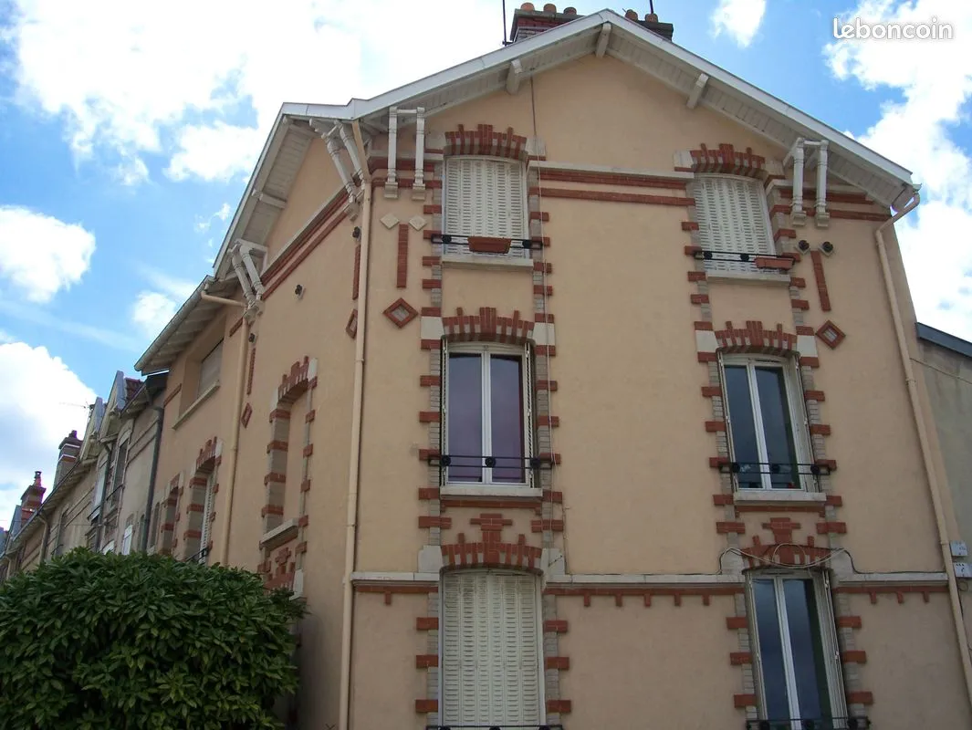 Immeuble 6 pièces, 3 T2, 116 m² Nancy, Saint-Pierre, René II - Photo 1
