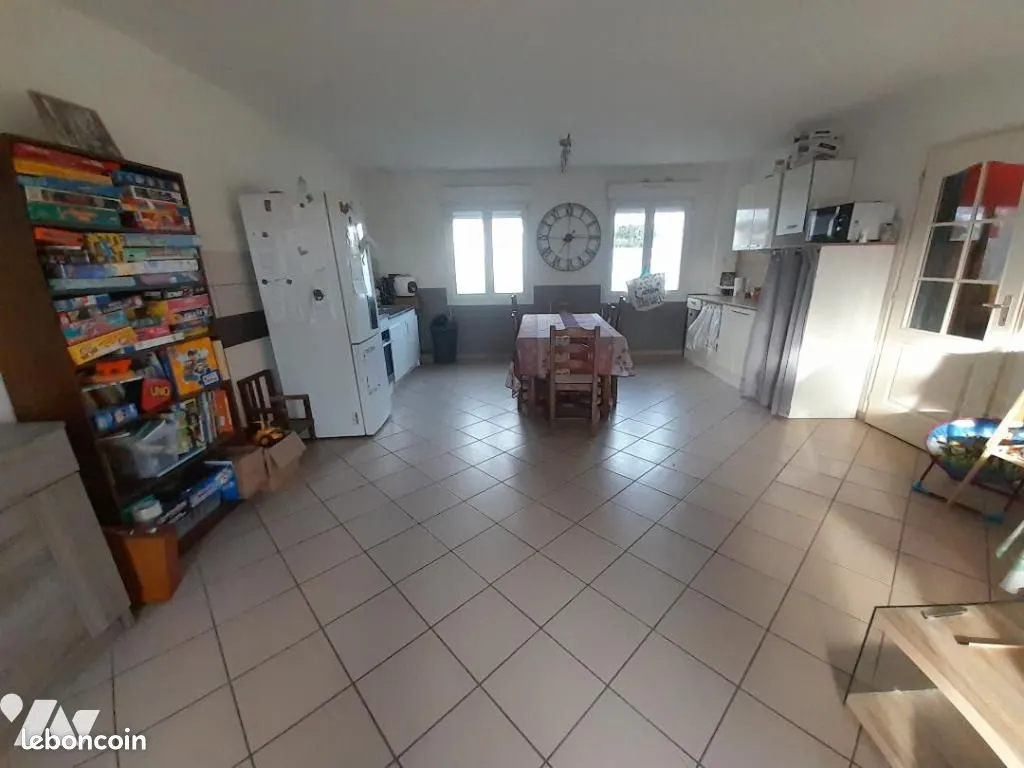 Immeuble 210 m² - Photo 1