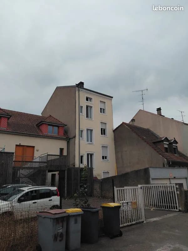Immeuble de rapport 10 pièces 210 m² - Photo 1