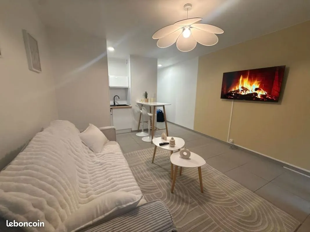 Immeuble de rapport 1 pièce 147 m² - Photo 1