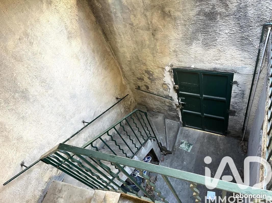 Immeuble 250 m² - Photo 1
