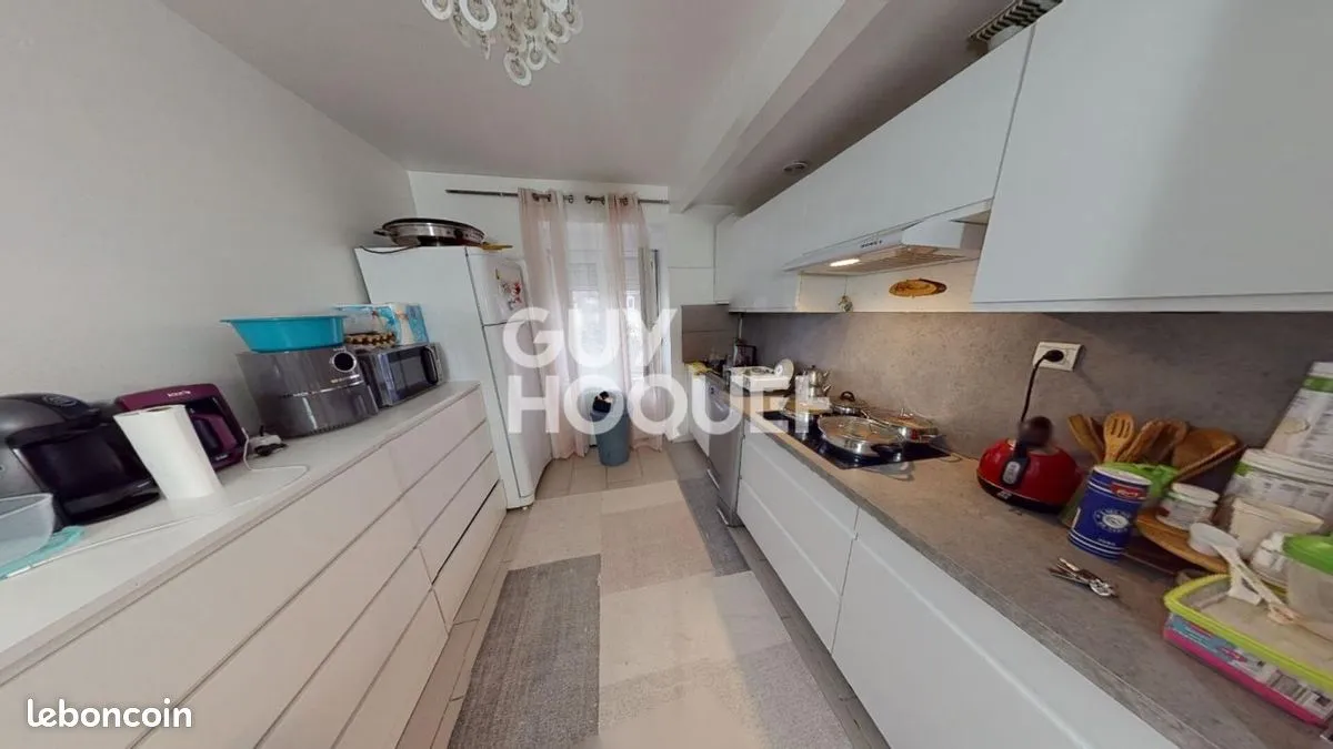 Immeuble 240 m² - Photo 1