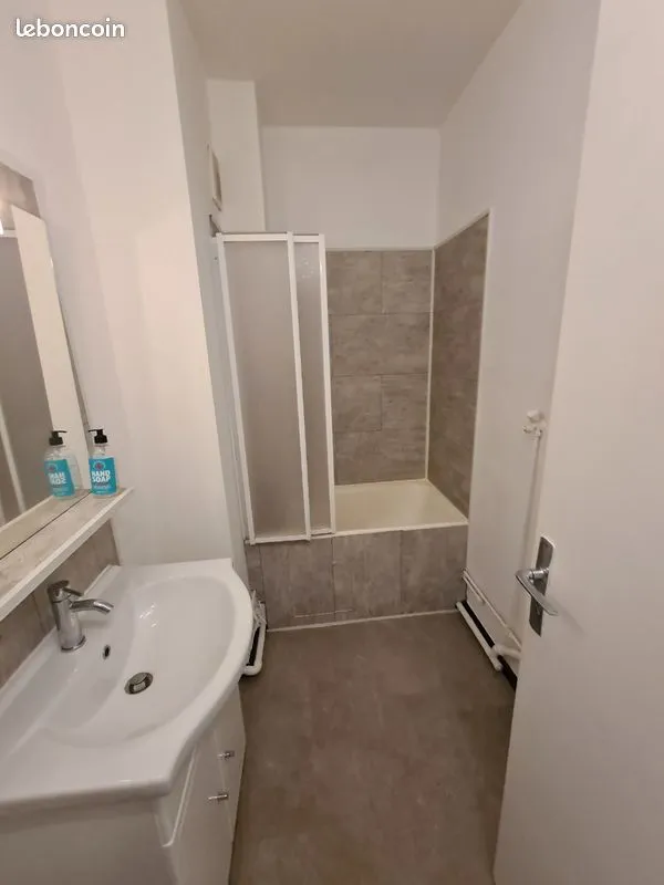 Immeuble 10 pièces 140 m² - Photo 1