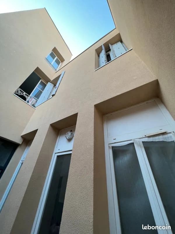 Immeuble de rapport 13 pièces 232 m² - Photo 1