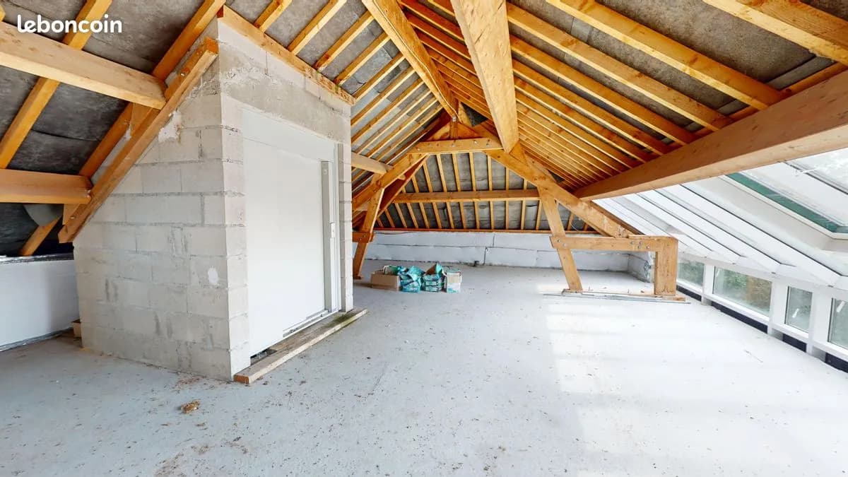 Immeuble 20 pièces 642 m² - Photo 1