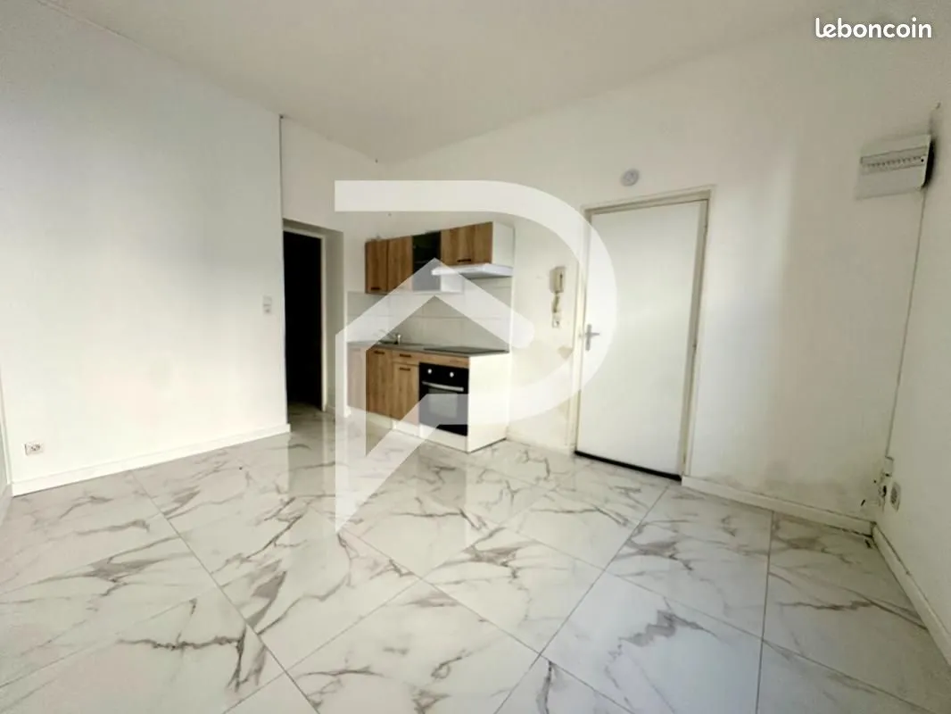 Immeuble de rapport 200 m² - Photo 1