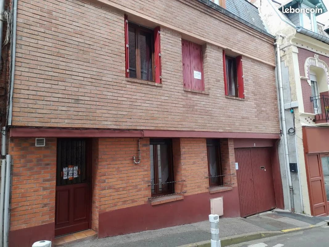 Ensemble immobilier - Photo 1