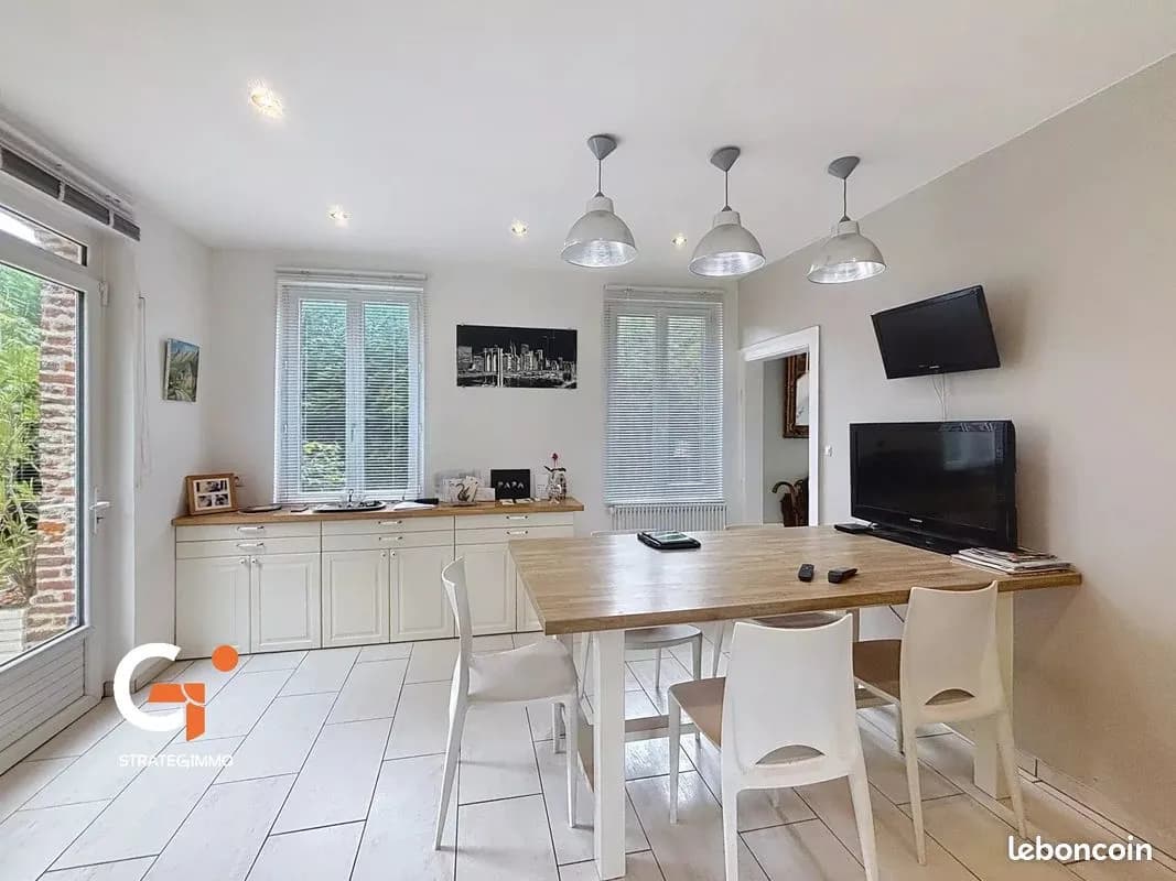 Immeuble 7 pièces 412 m² - Photo 1