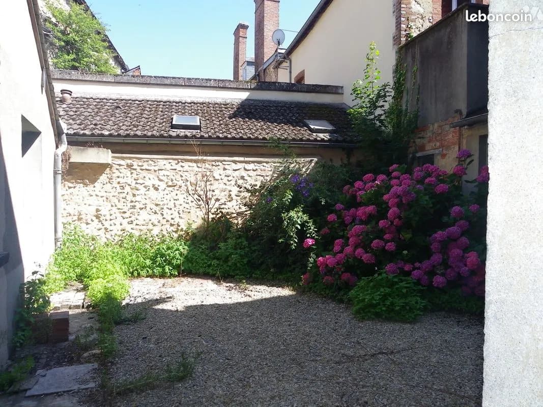 Immeuble de rapport 200 m² - Photo 1