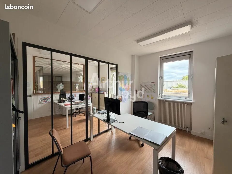 IMMEUBLE 400 m² POITIERS - Photo 1