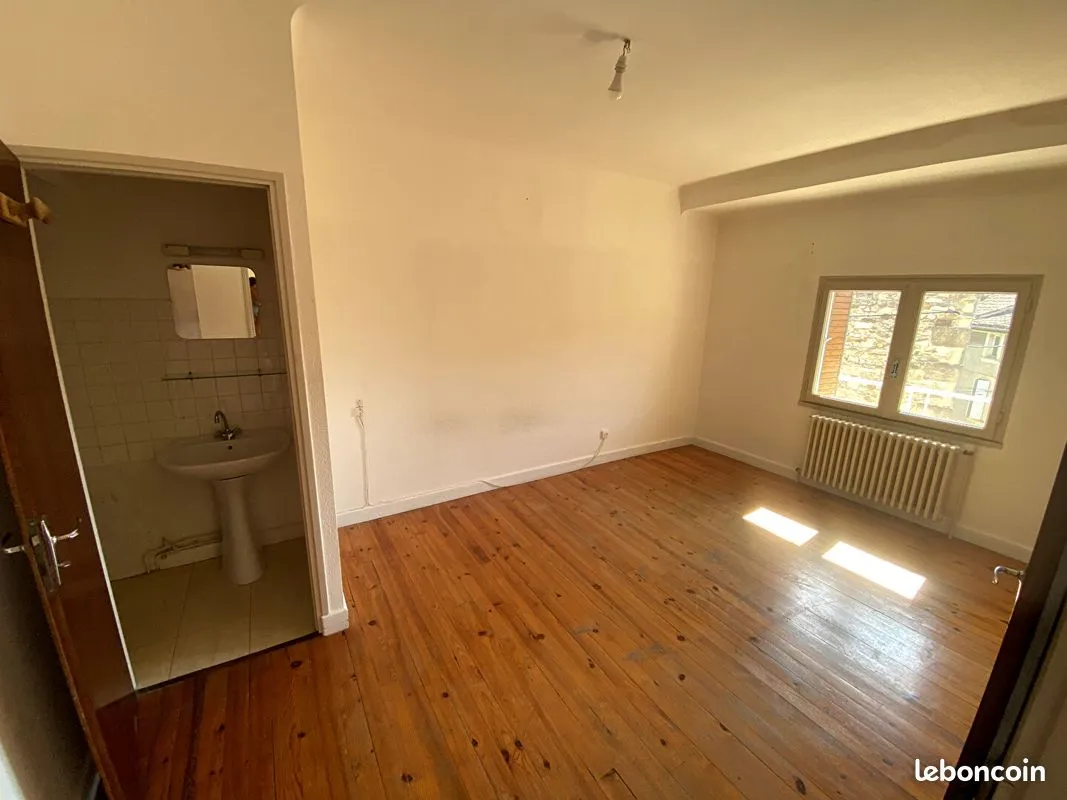 Immeuble 10 pièces 192 m² - Photo 1