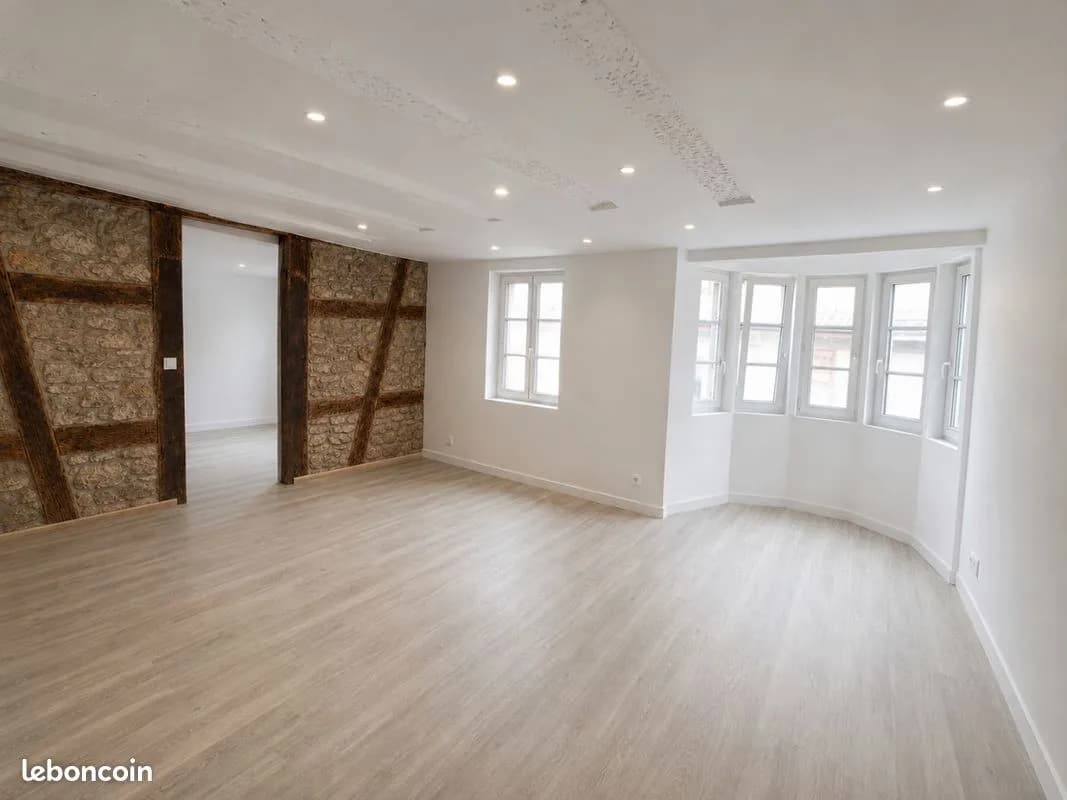 Maison / immeuble de caractère - 220 m² - Centre Bouxwiller - Fort potentiel - Photo 1