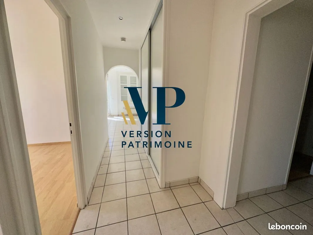 Immeuble 158 m² - Photo 1