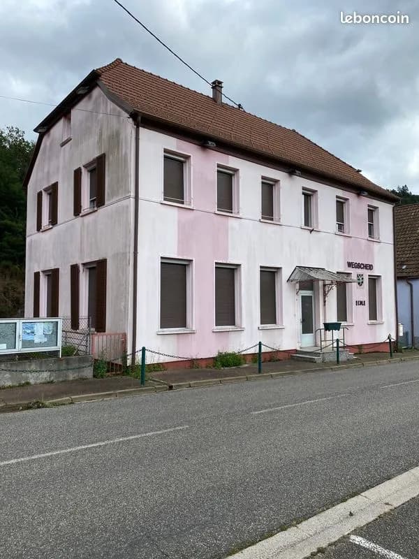 Immeuble 250m2 avec parking - Photo 1