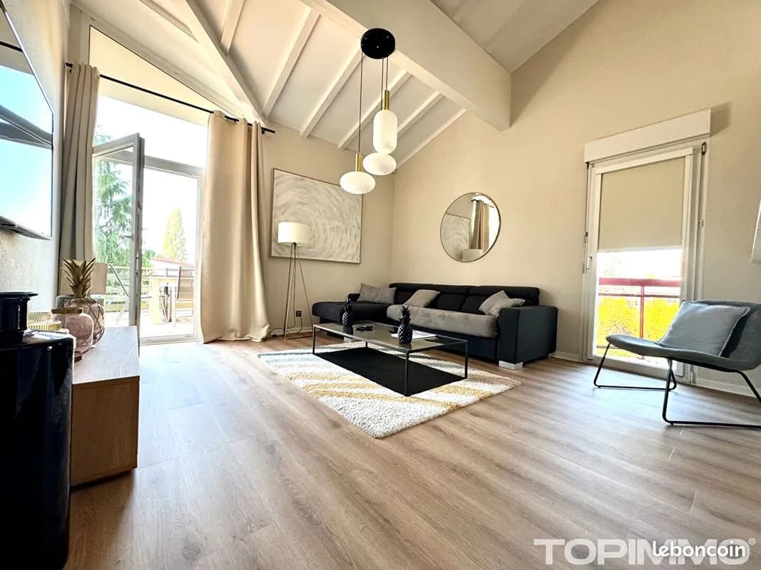 Immeuble 18 pièces 530 m² - Photo 1