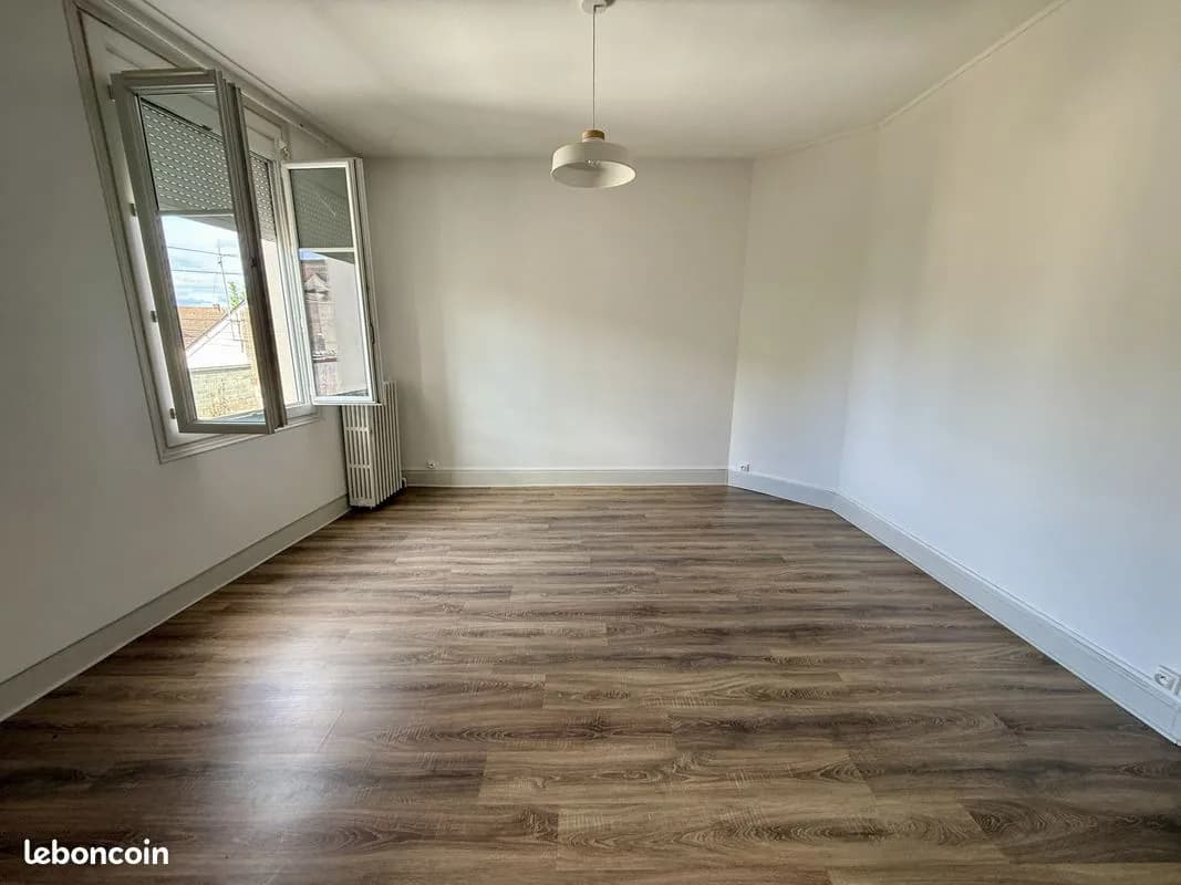 Immeuble 7 pièces 244 m² - Photo 1