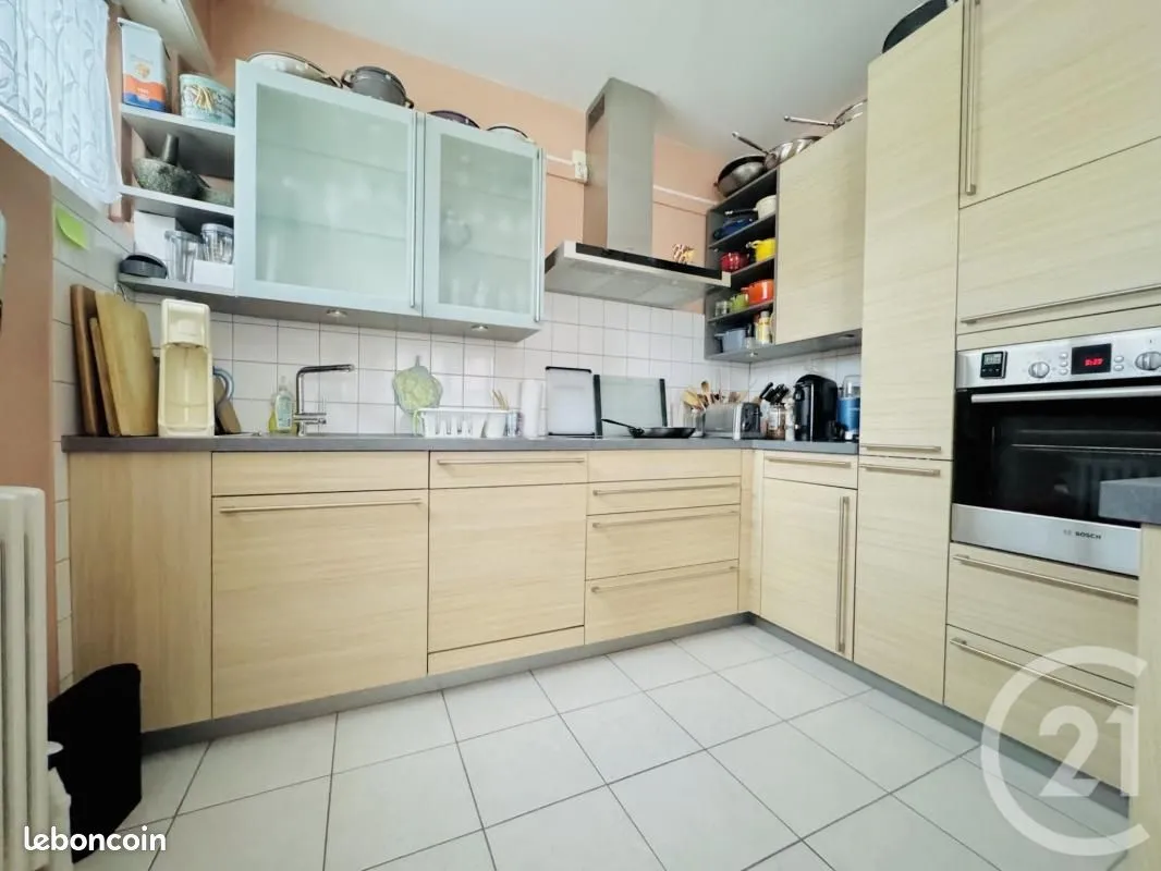 Immeuble 241 m² - Photo 1