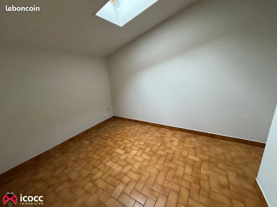 Immeuble 160 m² - Photo 1