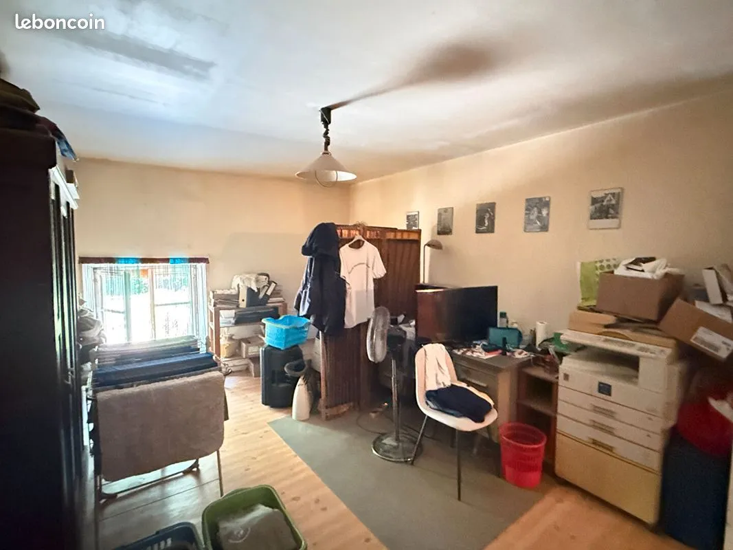 Immeuble 150 m² - Photo 1