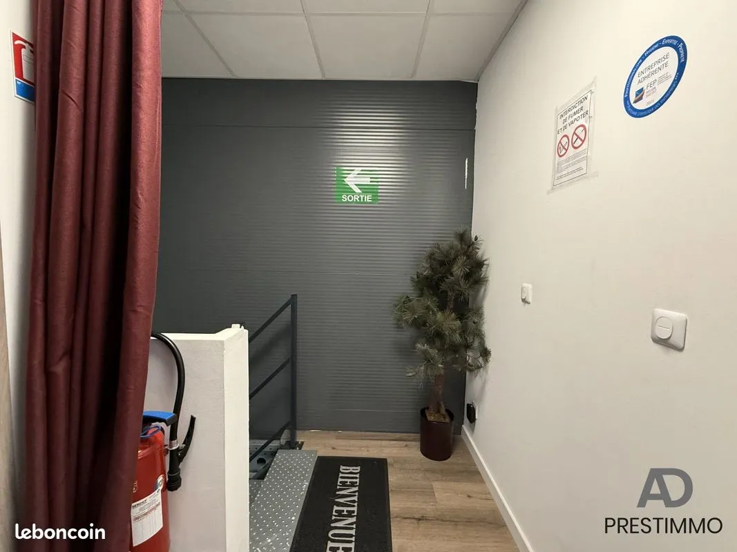 Immeuble 232 m² - Photo 1