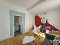 Immeuble de rapport modulable, deux appartements indépendants au coeur de la station thermale à Néris-les-Bains - Photo 1