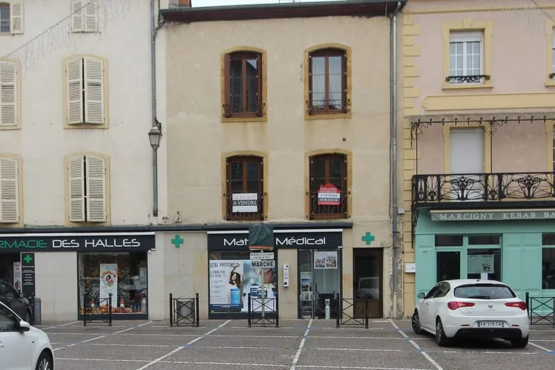 Immeuble de rapport 10% de rentabilité - Photo 1