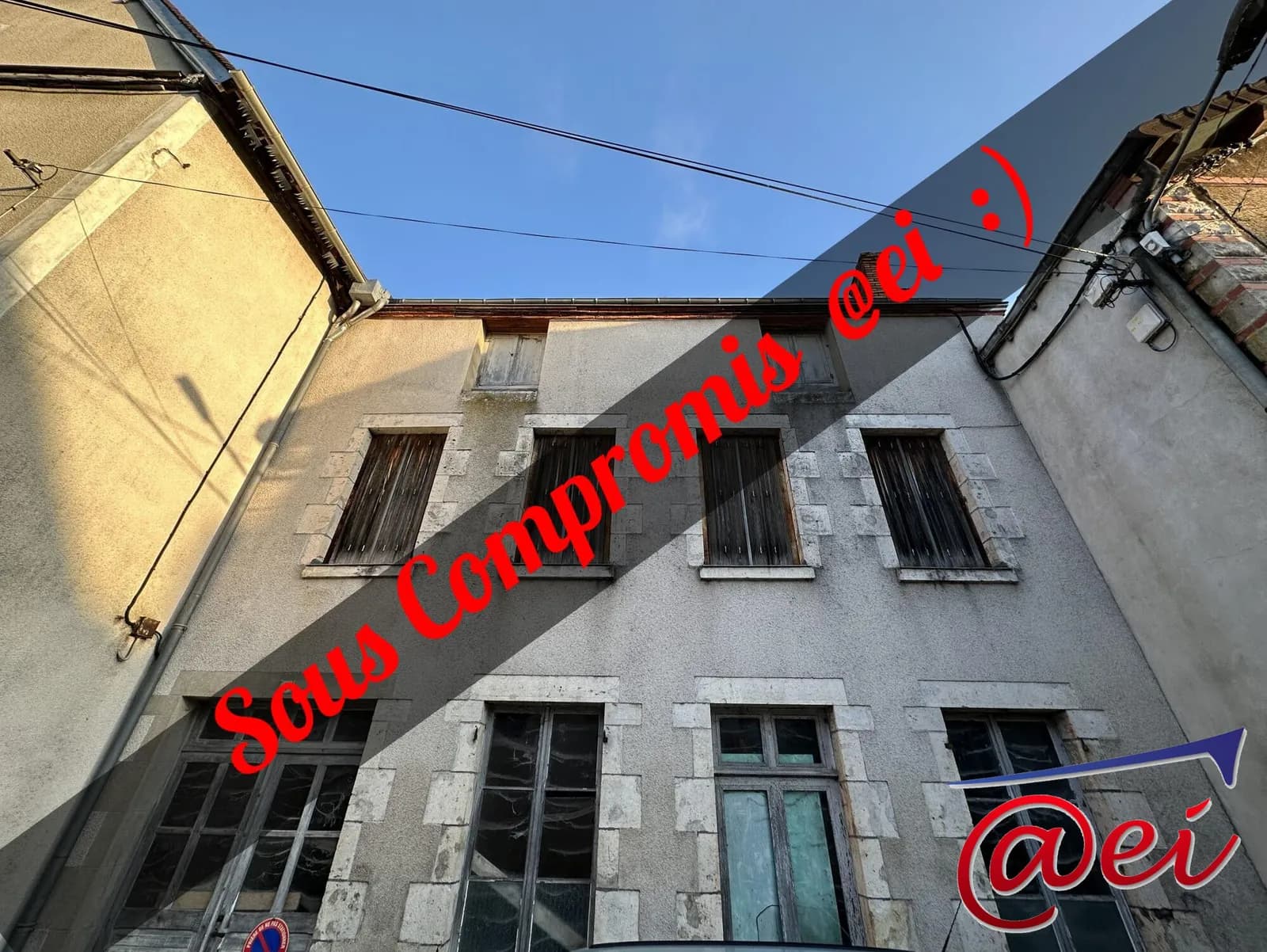 Immeuble de 300m2 à rénové avec plan de 5 appartements - Photo 1