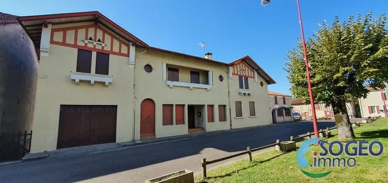Ensemble immobilier Basco-Landais de caractère - Photo 1